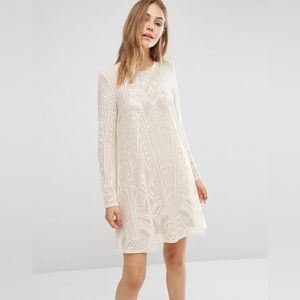 BCBG Maxazria Maternity friendly dress size M